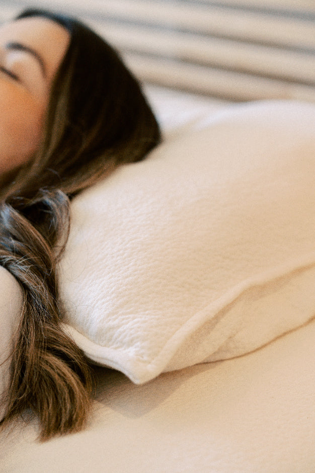 Organic Contour Pillow